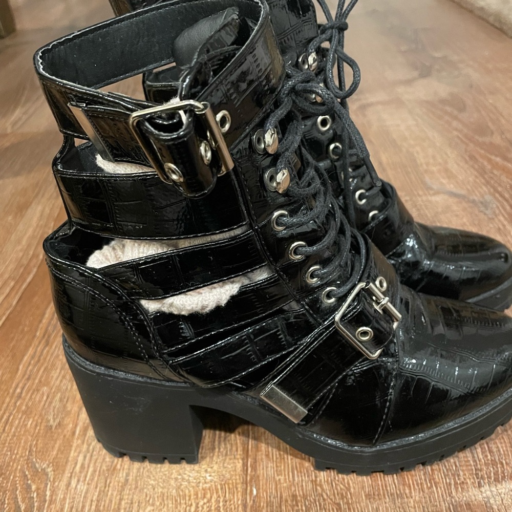 Stylish Black Women's Ankle Boots